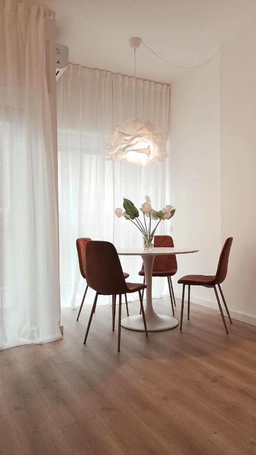 So Fine Petruzzelli Flat Lägenhet Bari Exteriör bild