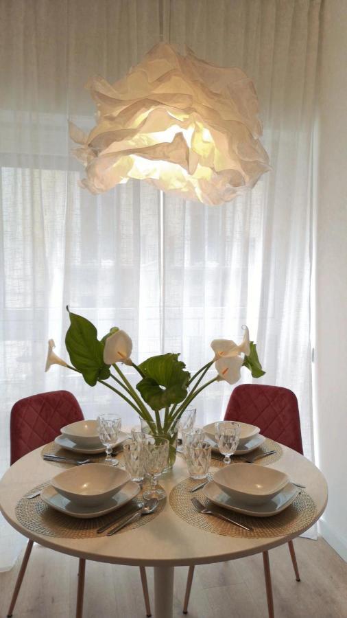 So Fine Petruzzelli Flat Lägenhet Bari Exteriör bild